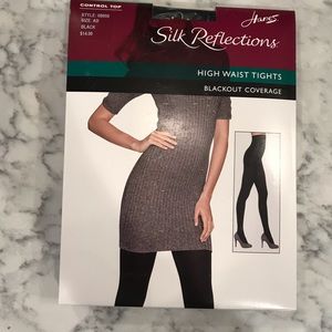 Hanes Silk Reflections black high waist tights